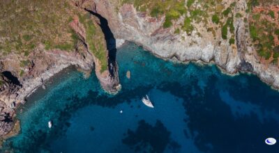Capraia nuovi sensori subacquei e un idrofono per studiare il cambiamento climatico e i cetacei