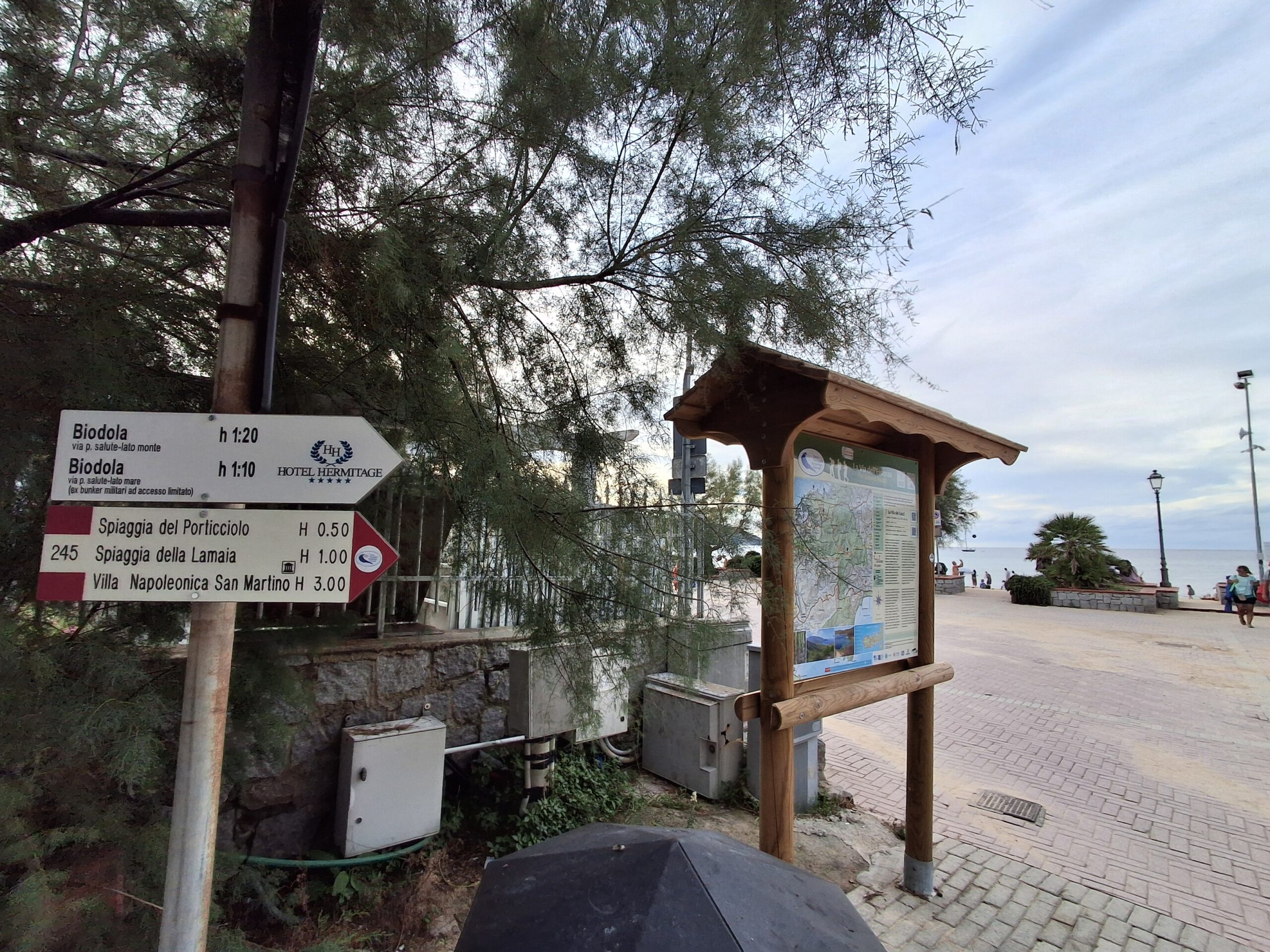 Il Parco Nazionale, l’Hotel Hermitage e l’Hotel Biodola insieme per una fruizione escursionistica più sicura e sostenibile