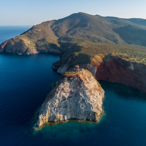 La costa di Capraia Isola 